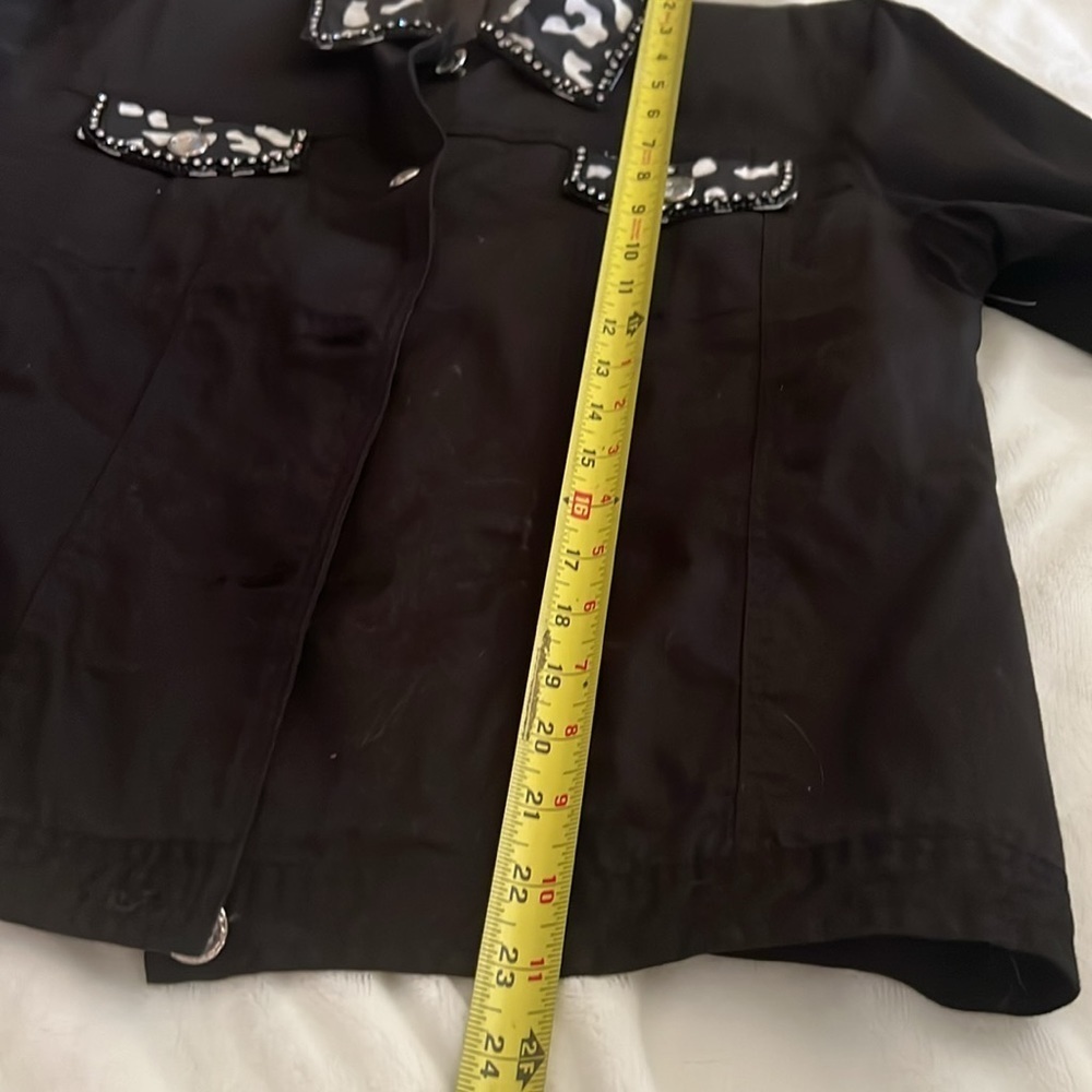 Black Western rhinestone woman’s jacket. Size L - Picture 11 of 12